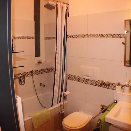 Apartmenthaus Fhs Aennchenplatz 4 Apartment *