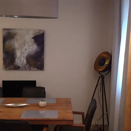 Apartmenthaus Fhs Aennchenplatz 4 Apartment